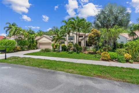 House in Davie, Florida 4 bedrooms, 223.52 sq.m. № 1892651 - photo 27