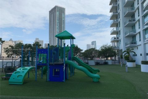 Copropriété à vendre à Miami, Floride: 2 chambres, 103.49 m2 № 1977684 - photo 27