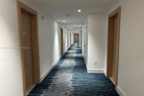 Copropriété à vendre à Miami, Floride: 2 chambres, 103.49 m2 № 1977684 - photo 22