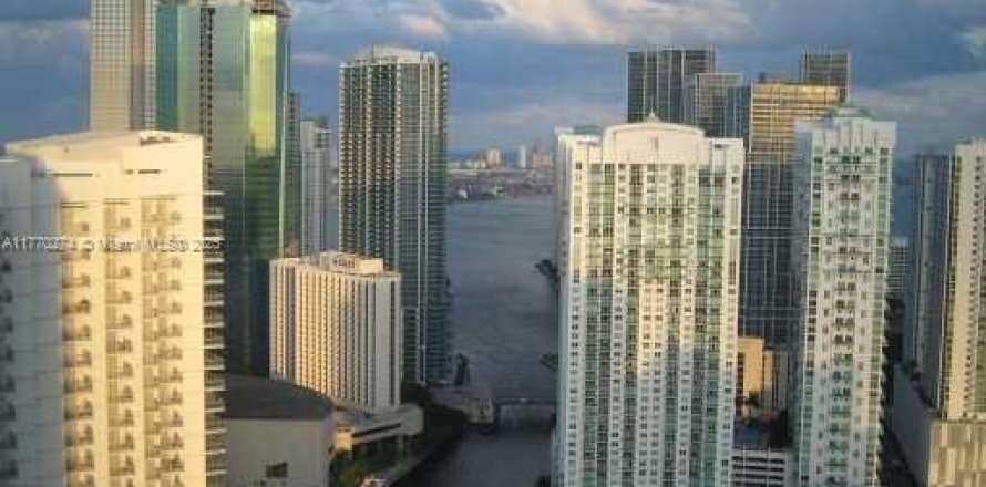 Condo à Miami, Floride, 2 chambres № 1977684