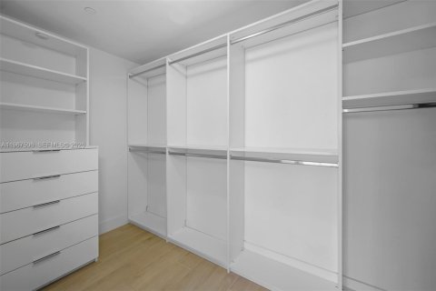 Copropriété à louer à North Miami Beach, Floride: 1 chambre, 87.05 m2 № 2028678 - photo 21