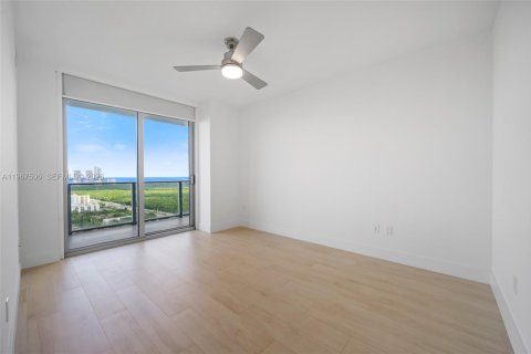Copropriété à louer à North Miami Beach, Floride: 1 chambre, 87.05 m2 № 2028678 - photo 16