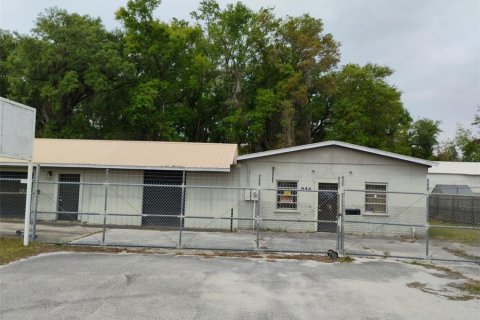 Propiedad comercial en alquiler en Ocala, Florida, 325.81 m2 № 2214216 - foto 2