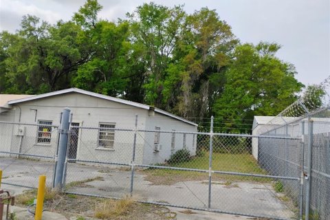 Propiedad comercial en alquiler en Ocala, Florida, 325.81 m2 № 2214216 - foto 3