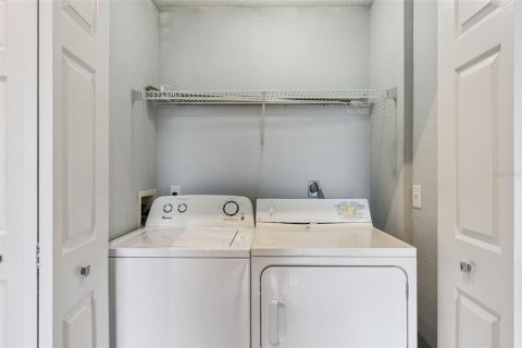 Condo in Orlando, Florida, 1 bedroom  № 2222027 - photo 12
