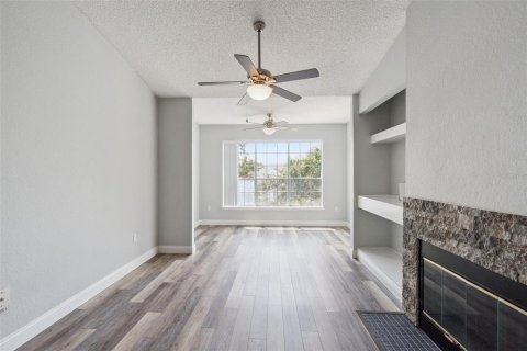 Condo in Orlando, Florida, 1 bedroom  № 2222027 - photo 5