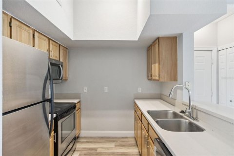 Condo in Orlando, Florida, 1 bedroom  № 2222027 - photo 7