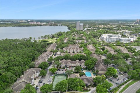 Condo in Orlando, Florida, 1 bedroom  № 2222027 - photo 15