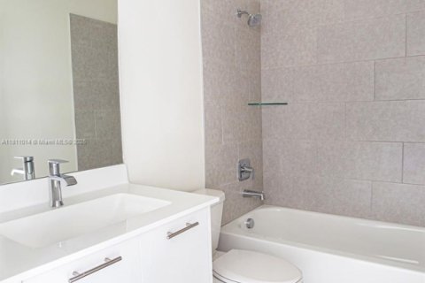 Copropriété à louer à Doral, Floride: 4 chambres, 139.91 m2 № 1758577 - photo 23