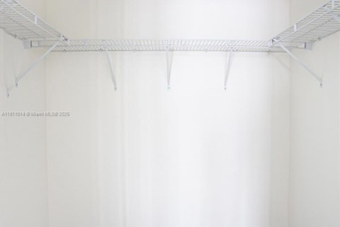 Copropriété à louer à Doral, Floride: 4 chambres, 139.91 m2 № 1758577 - photo 15