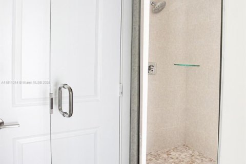 Copropriété à louer à Doral, Floride: 4 chambres, 139.91 m2 № 1758577 - photo 16