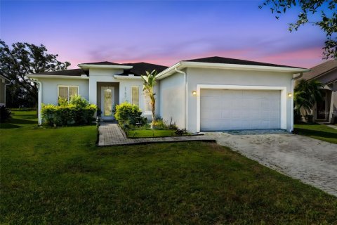 Casa en venta en Kissimmee, Florida, 4 dormitorios, 186.92 m2 № 1919046 - foto 1