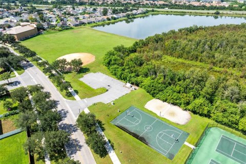 Casa en venta en Kissimmee, Florida, 4 dormitorios, 186.92 m2 № 1919046 - foto 21