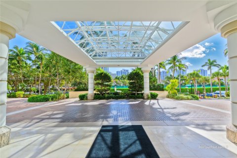 Condominio en venta en Aventura, Florida, 3 dormitorios, 226.68 m2 № 1468164 - foto 16