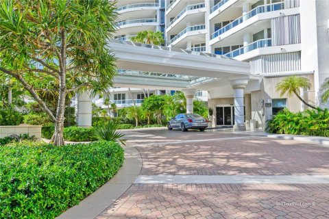 Condominio en venta en Aventura, Florida, 3 dormitorios, 226.68 m2 № 1468164 - foto 15