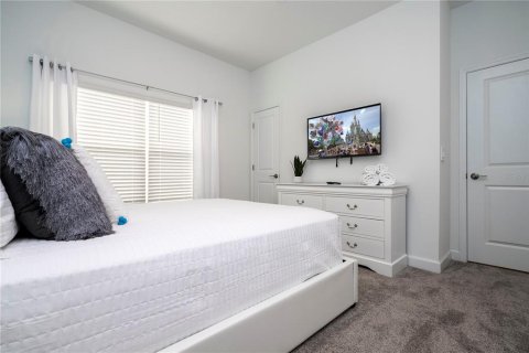 Touwnhouse à vendre à Kissimmee, Floride: 4 chambres, 176.7 m2 № 2097606 - photo 9