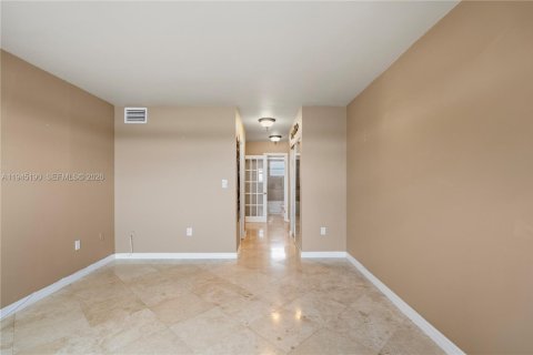 Condominio en venta en Miami, Florida, 1 dormitorio, 81.1 m2 № 2001540 - foto 25