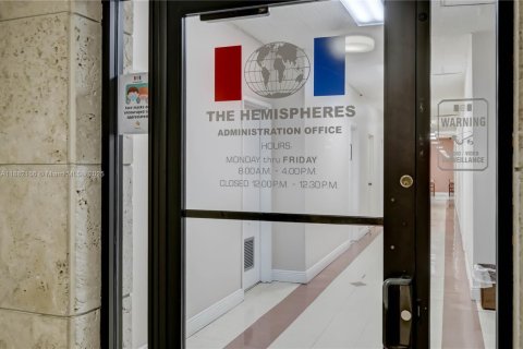 Copropriété à louer à Hallandale Beach, Floride: 1 chambre, 80.82 m2 № 1929896 - photo 29