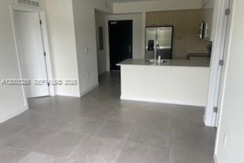 Снять в аренду виллу или дом в Норт-Майами-Бич, Флорида 2 спальни, № 2066774 - фото 6