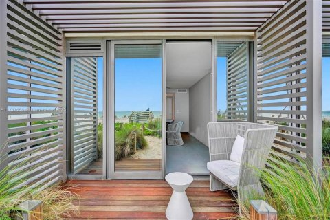 Купить кондоминиум в Санни-Айлс-Бич, Флорида № 2014356 - фото 8