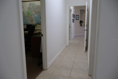 Commercial property in Port Charlotte, Florida 521.18 sq.m. № 2121949 - photo 30