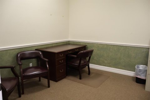 Commercial property in Port Charlotte, Florida 521.18 sq.m. № 2121949 - photo 22
