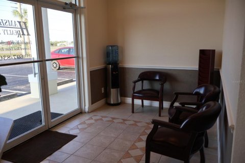 Commercial property in Port Charlotte, Florida 521.18 sq.m. № 2121949 - photo 13