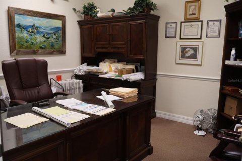 Commercial property in Port Charlotte, Florida 521.18 sq.m. № 2121949 - photo 23
