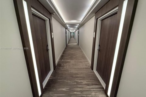 Купить кондоминиум в Майами-Бич, Флорида 1 спальня, 70.61м2, № 2049624 - фото 25