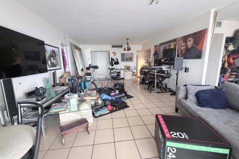 Copropriété à vendre à Miami, Floride: 2 chambres, 114.18 m2 № 2146693 - photo 24