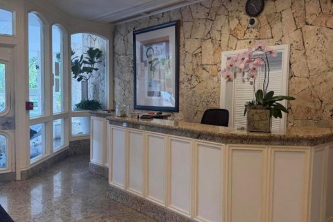 Copropriété à vendre à Miami, Floride: 2 chambres, 114.18 m2 № 2146693 - photo 14