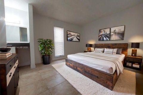 Снять в аренду кондоминиум в Тамарак, Флорида 3 спальни, 108.42м2, № 2022015 - фото 6