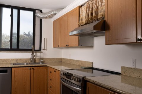 Купить кондоминиум в Юпитер, Флорида 5 комнат, 117.99м2, № 2189851 - фото 19