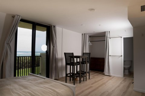 Купить кондоминиум в Юпитер, Флорида 5 комнат, 117.99м2, № 2189851 - фото 24