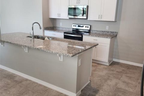 Casa en alquiler en Winter Haven, Florida, 4 dormitorios, 156.08 m2 № 1826924 - foto 7