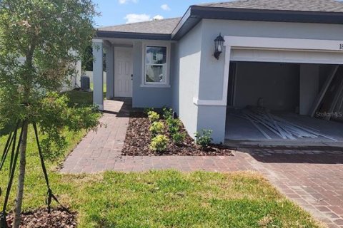 Casa en alquiler en Winter Haven, Florida, 4 dormitorios, 156.08 m2 № 1826924 - foto 1