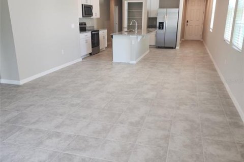 Casa en alquiler en Winter Haven, Florida, 4 dormitorios, 156.08 m2 № 1826924 - foto 12