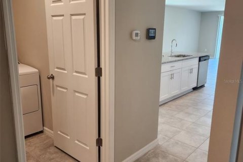 Casa en alquiler en Winter Haven, Florida, 4 dormitorios, 156.08 m2 № 1826924 - foto 23
