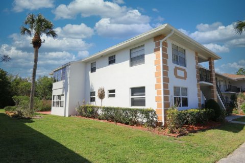 Condo in St. Lucie, Florida, 2 bedrooms № 2147100 - photo 22