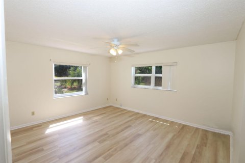 Condo in St. Lucie, Florida, 2 bedrooms № 2147100 - photo 29