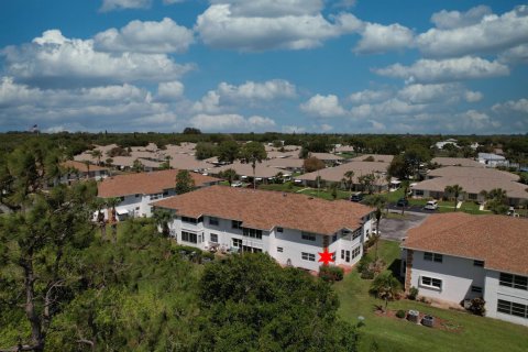 Condo in St. Lucie, Florida, 2 bedrooms № 2147100 - photo 7