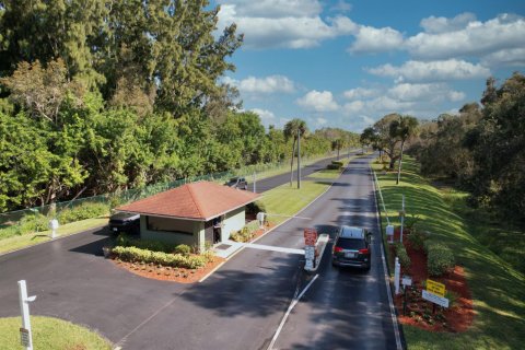 Condo in St. Lucie, Florida, 2 bedrooms № 2147100 - photo 21