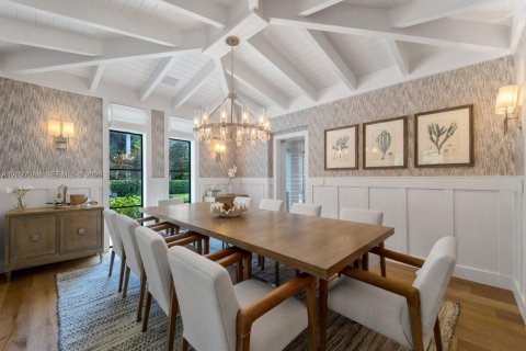 Villa ou maison à vendre à Miami, Floride: 7 chambres № 2077395 - photo 14
