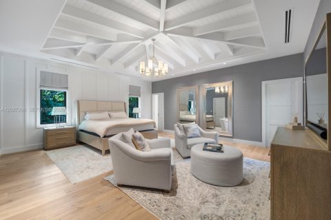 Villa ou maison à vendre à Miami, Floride: 7 chambres № 2077395 - photo 20