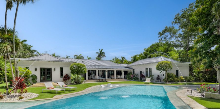 Villa ou maison à Miami, Floride 7 chambres № 2077395