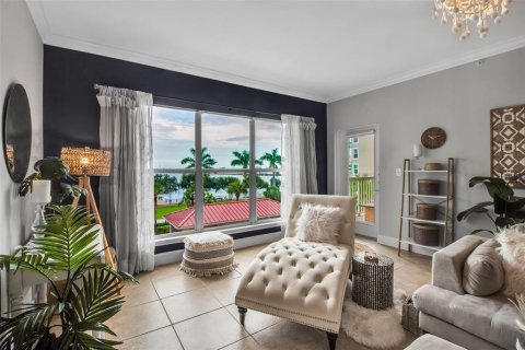Condo in Bradenton, Florida, 2 bedrooms  № 2291192 - photo 30
