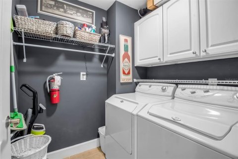 Condo in Bradenton, Florida, 2 bedrooms  № 2291192 - photo 16