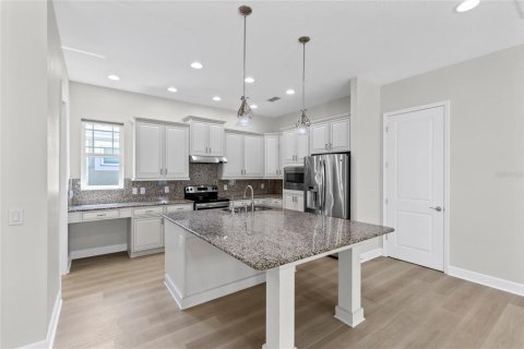 Casa en venta en Orlando, Florida, 3 dormitorios, 187.29 m2 № 2201077 - foto 8