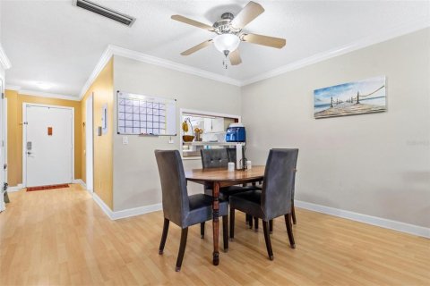 Condo in Tampa, Florida, 2 bedrooms  № 1673915 - photo 6
