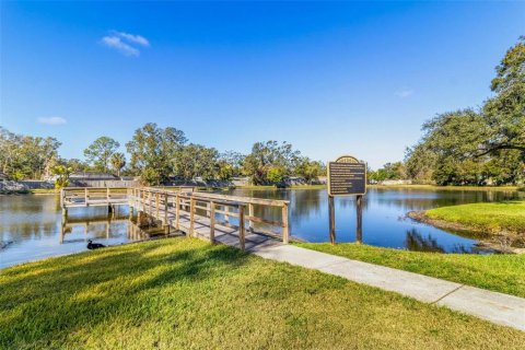 Condo in Tampa, Florida, 2 bedrooms  № 1673915 - photo 25
